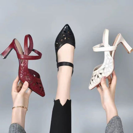 Zapatos de Taco Alto con Diseño Calado